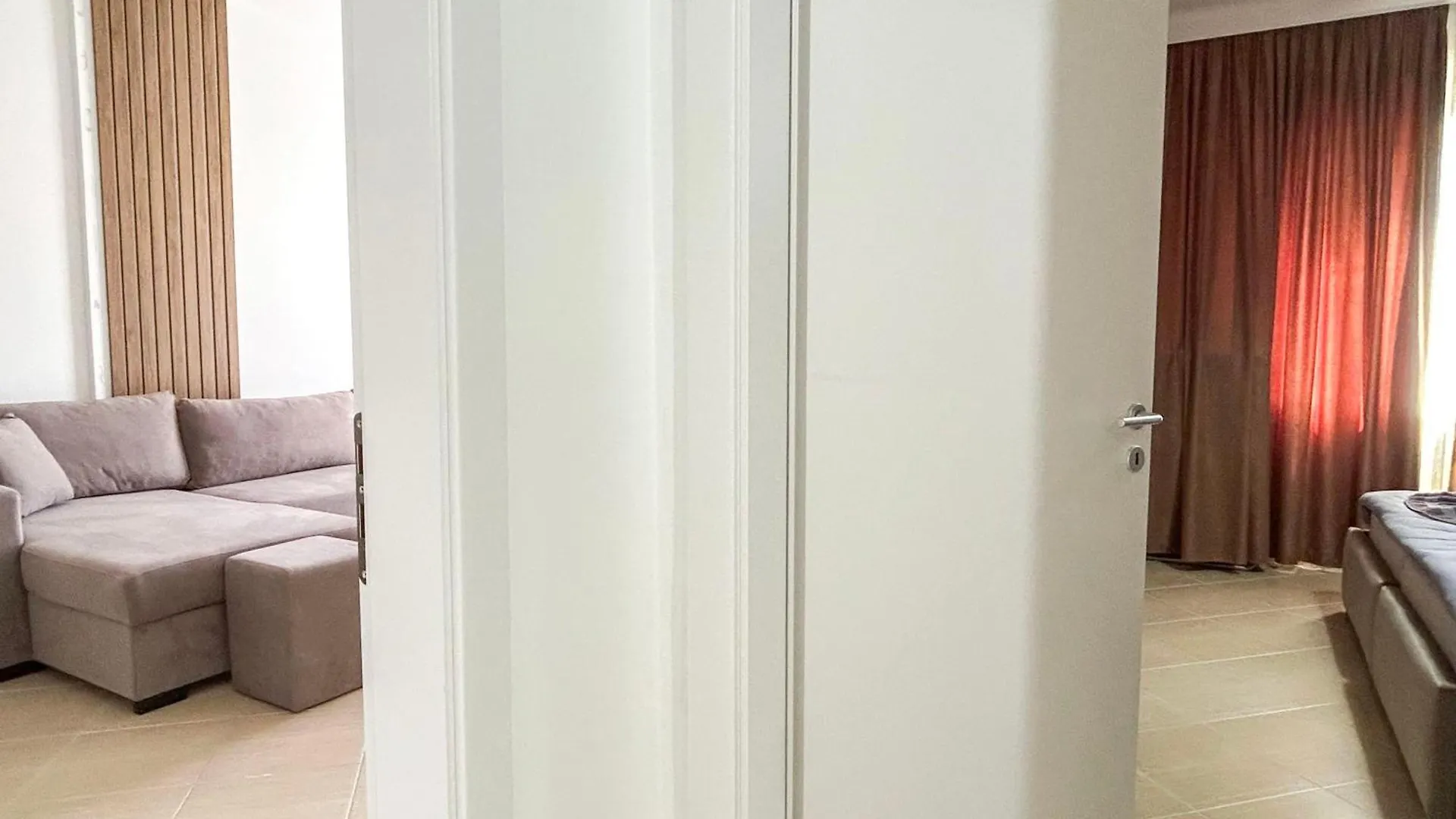 1 Bedroom Apartment 829 Golem 0*,