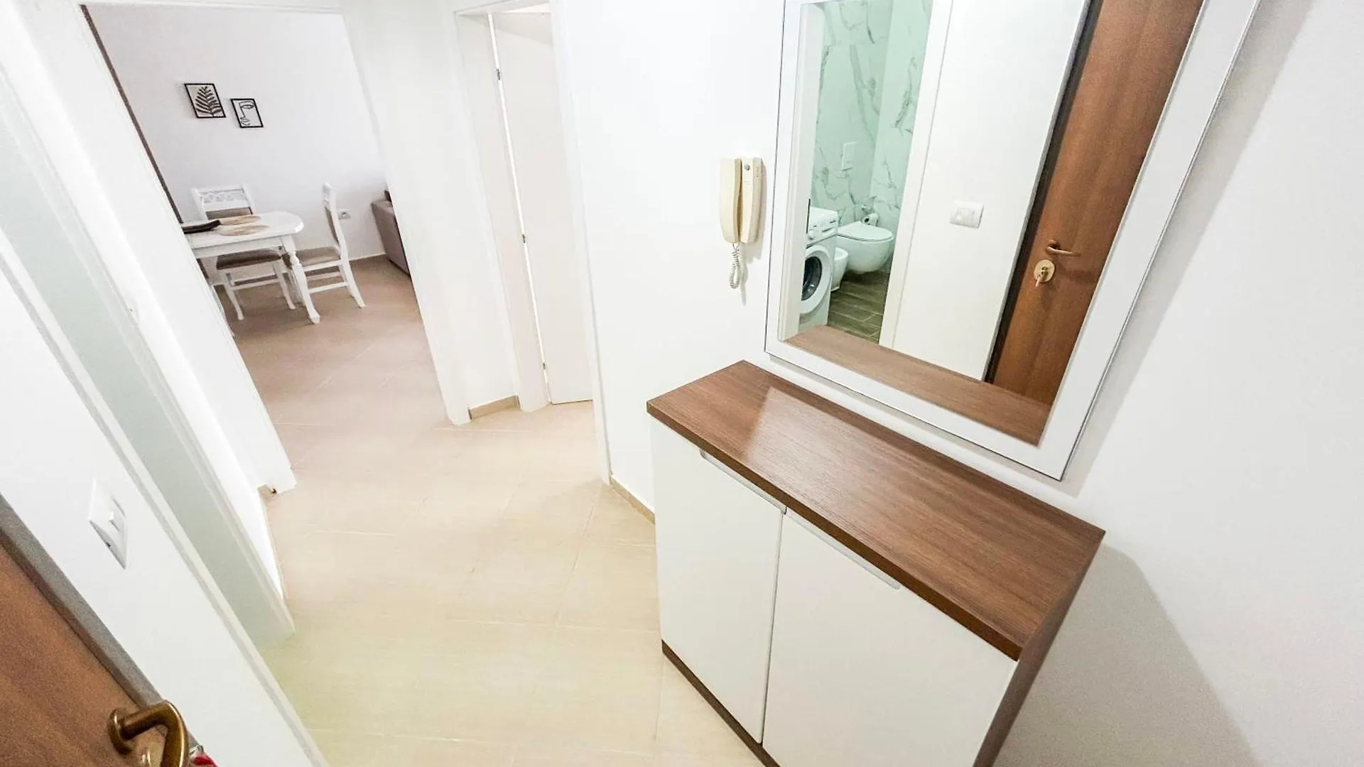 1 Bedroom Apartment 829 格勒姆
